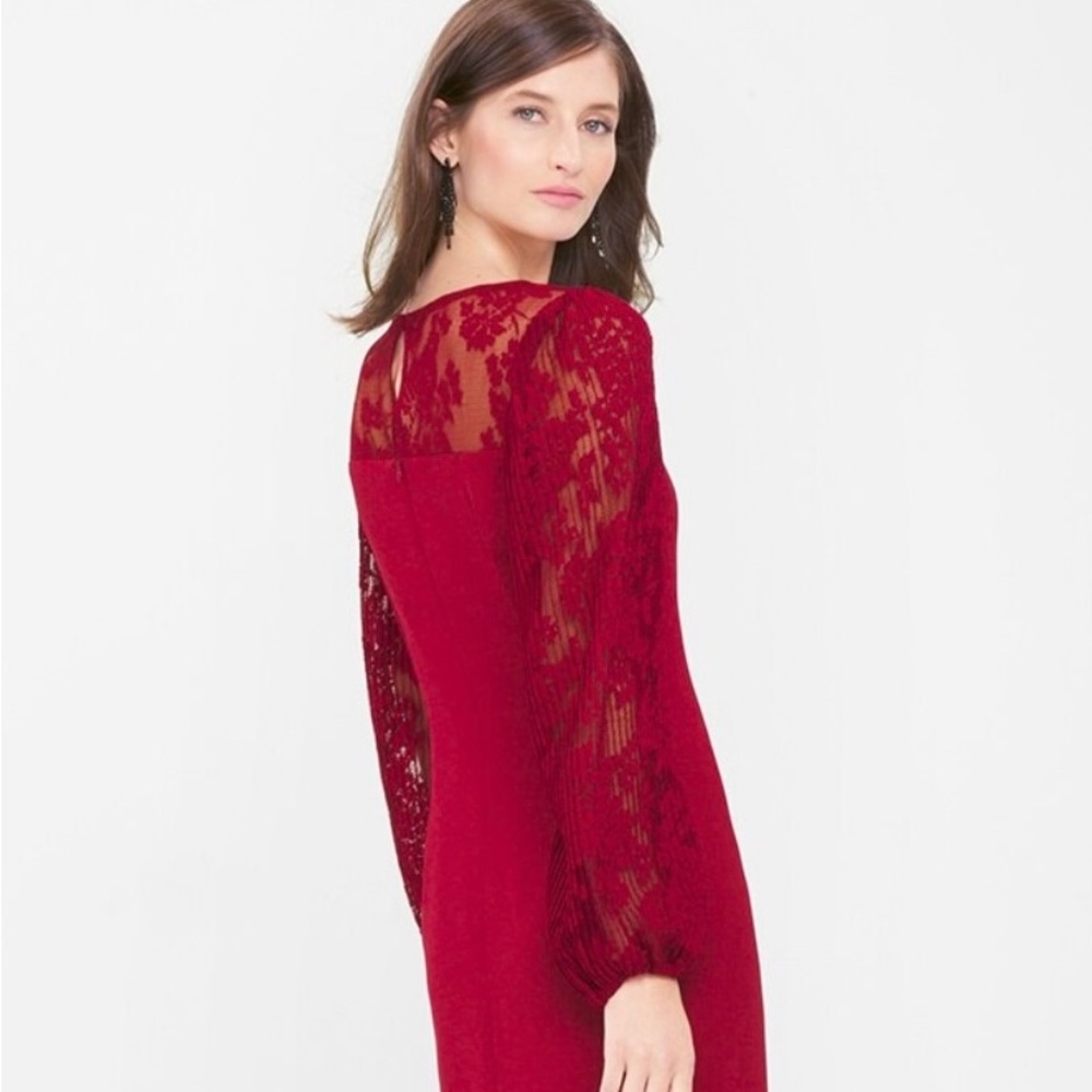 WHBM Red Pleated Lace Sleeve Shift Dress - Perfect for the Holidays!❤️